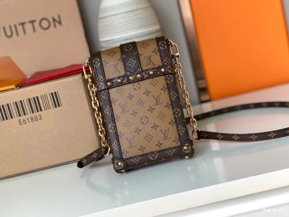 VUITTON VERTICAL POCHETTE TRUNK LOUIS 0727